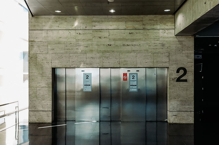 Лифтовые компании в Кейптауне: 10 лучших вариантов