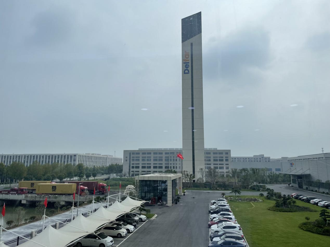 29 сентября 2022 г. Delfar Elevator Загрузка контейнеров