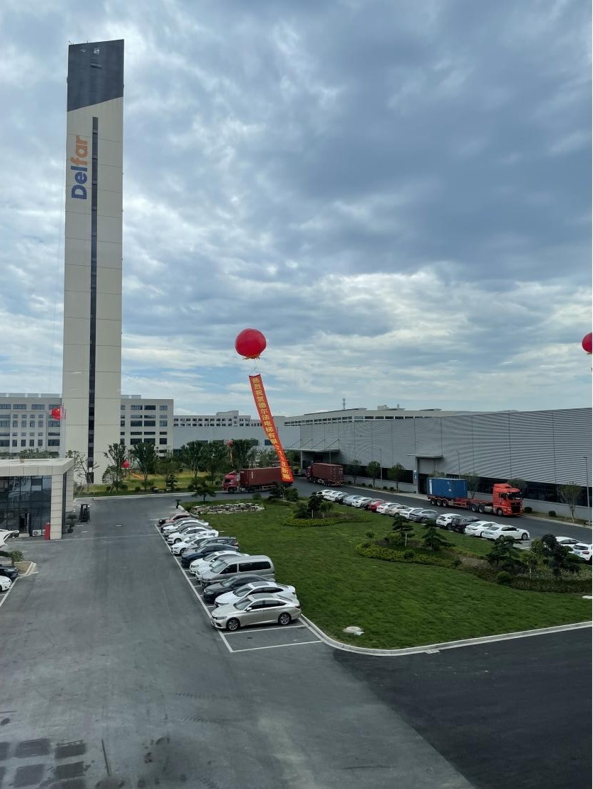 23 июня 2022 г. Delfar Elevator Загрузка контейнеров